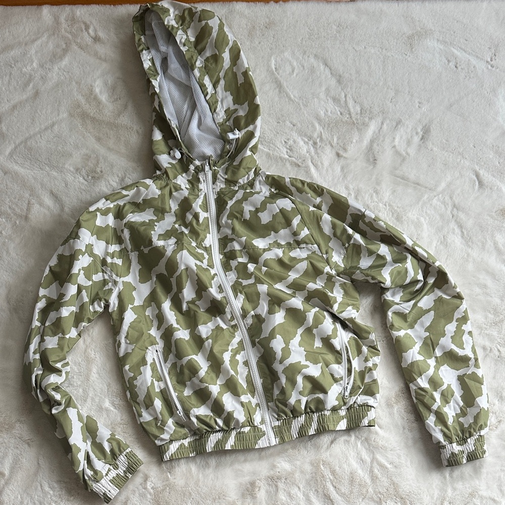 Forever 21 Olive and White Patterned Jacket
